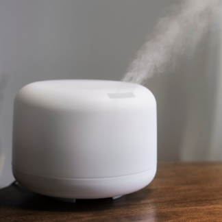 Diffuser in weiß mit Dampf